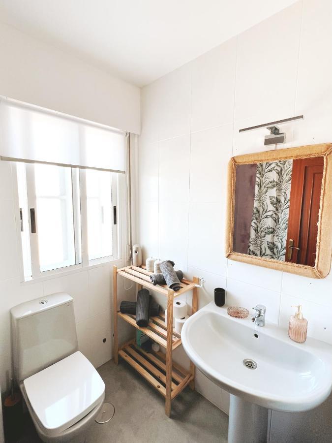 La Boheme Apartamentos - Loft Bohemio Frente Al Mar Эль-Грове Экстерьер фото